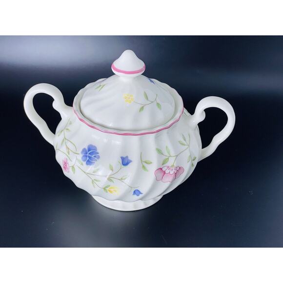 Johnson Brothers Summer Chintz Two Handled Sugar Bowl With Lid Made In England - Picture 2 of 8